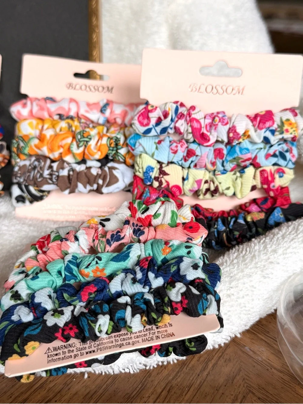 Blossom Floral NEW Scrunchie Set OF 5pc you’ll receive 1 random set of 5